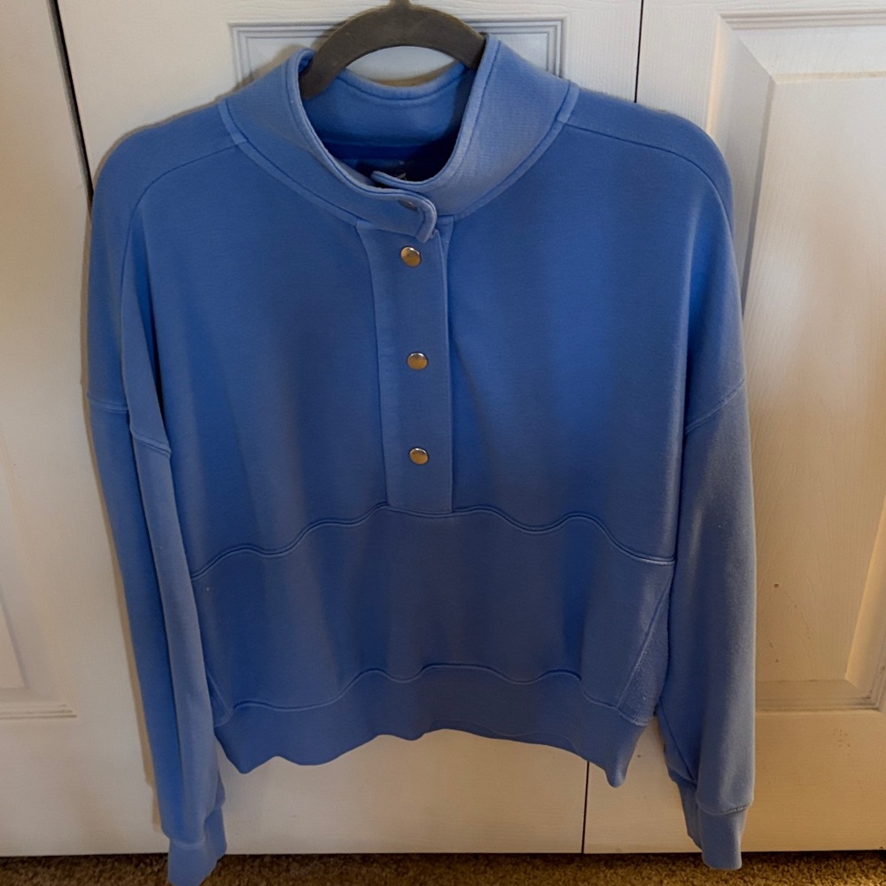 Lou & Grey Blue Button-Up Sweatshirt